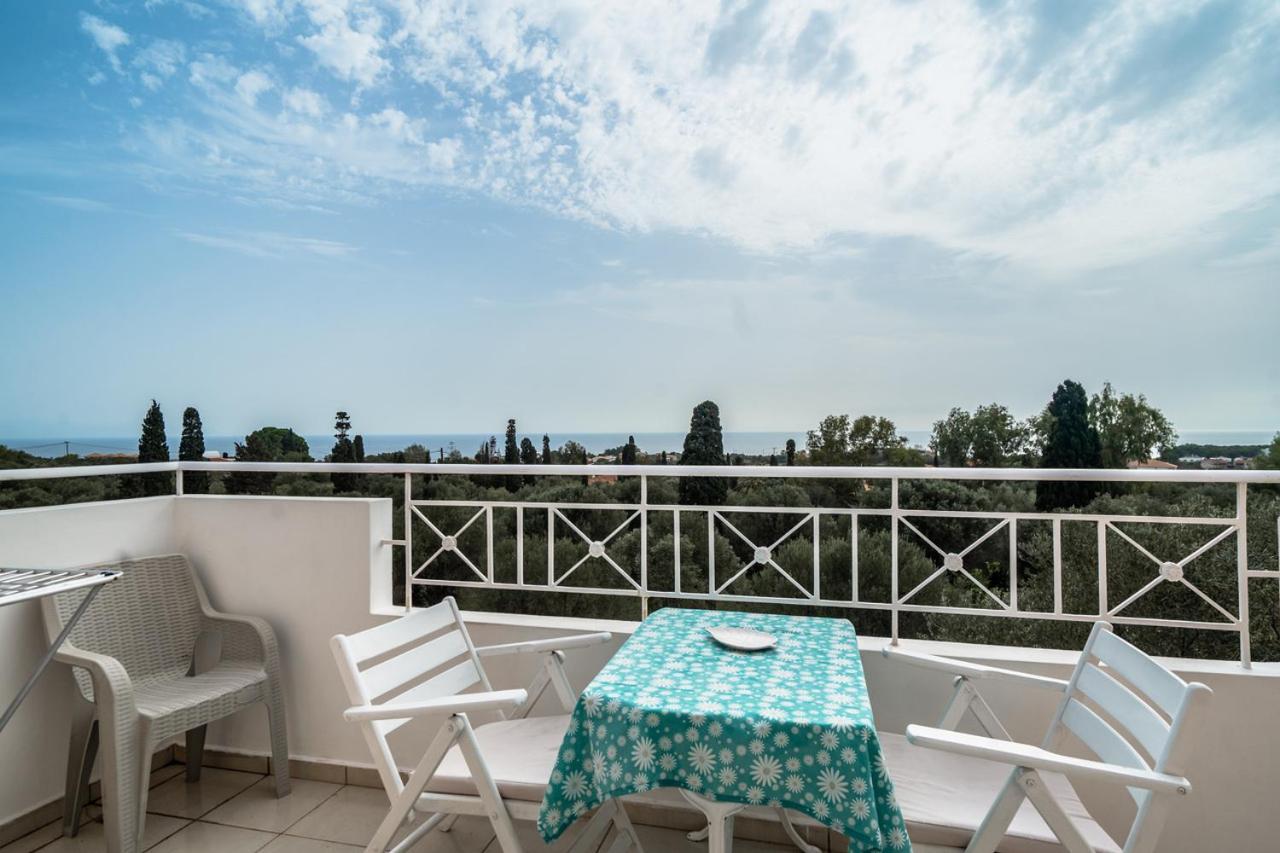 Helena Inn Svoronata Bagian luar foto